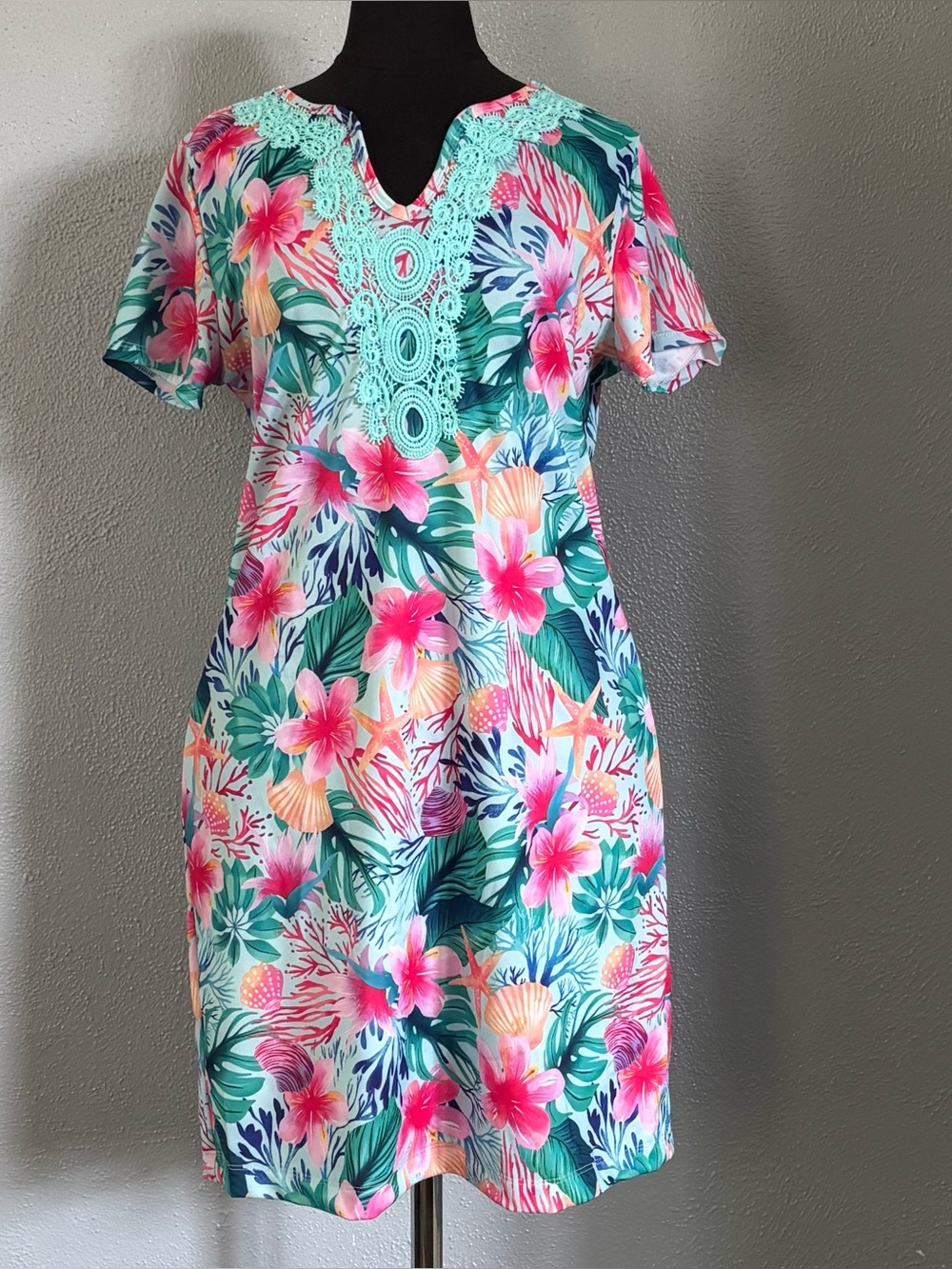 Caribbean Joe Floral Pink and Blue Short Sleeve Summer Dress Womens Size S